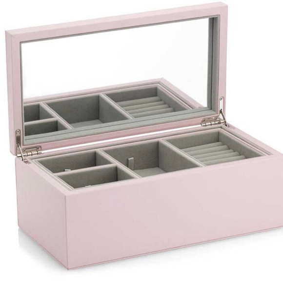 Pandora Other - Medium Pandora Pink PU Jewelry Box